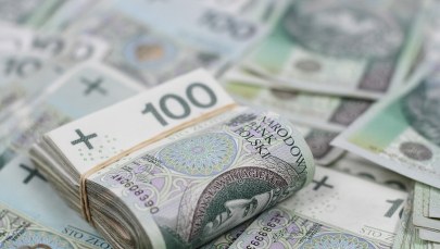 Morawiecki obiecuje: Średnie zarobki 10 tys. zł na koniec 3. kadencji PiS