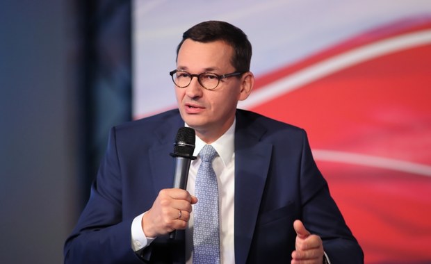 Morawiecki: Podnoszenie płacy minimalnej - realne i korzystne dla pracowników 