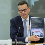 Morawiecki przed komisją ds. afery wizowej: Powstrzymaliśmy politykę migracyjną Tuska