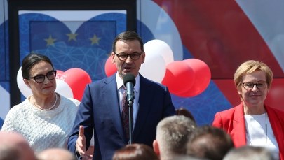 Morawiecki: Skrócimy rok szkolny. Rząd chce postąpić praktycznie