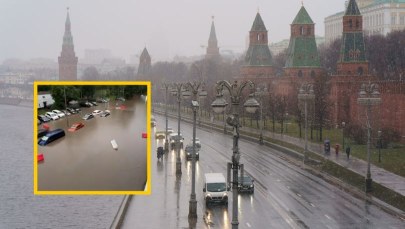 Moskwa pod wodą, pioruny zabijają ludzi. Pogodowa apokalipsa w Rosji
