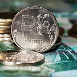 Moskwianie zadłużeni w bankach i urzędach nie wyjadą z Rosji