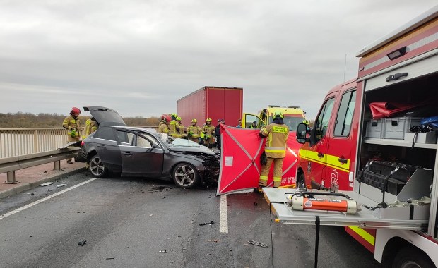 Most był zablokowany. Śmiertelny wypadek w Mazowieckiem