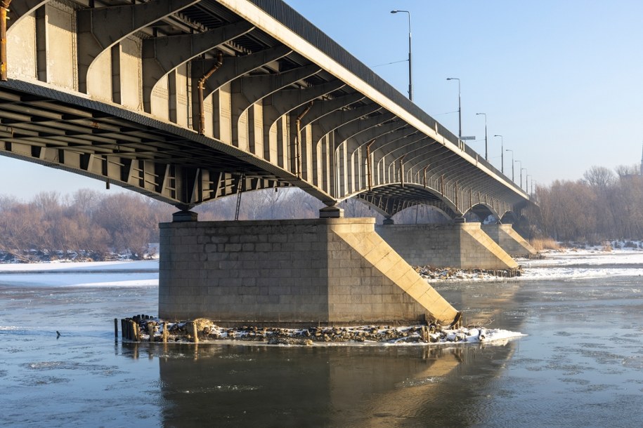 Z pasem dla samochodów czy bez? Nowy most w Warszawie na rozdrożu pomysłów i interesów