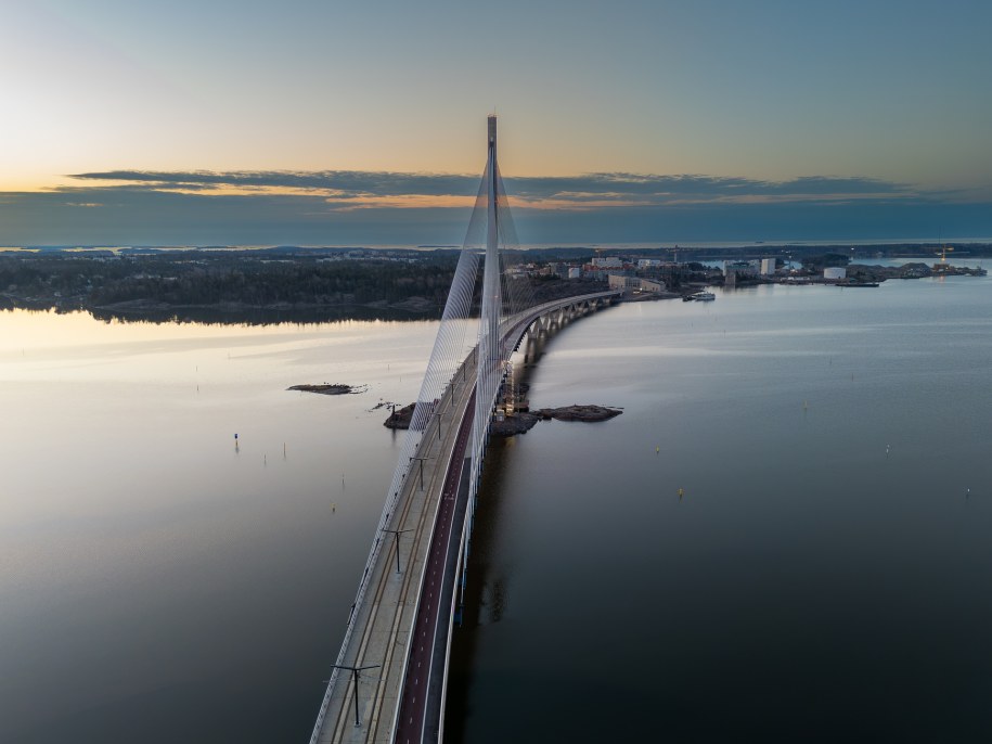 Most Kruunuvuorensilta /https://helsinki.contenthub.fi/ /Materiały prasowe