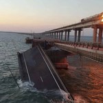 Most Krymski uszkodzony. Rosjanie: Trzy osoby nie żyją, Putin nakazuje śledztwo