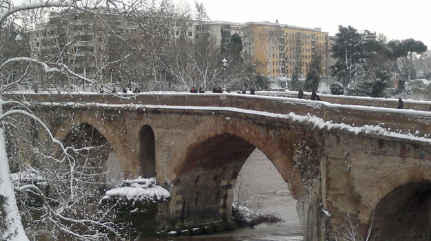 Most Mulwijski na Tybrze, na północ od Rzymu &nbsp; /Internautka Monika /Gorąca Linia RMF FM
