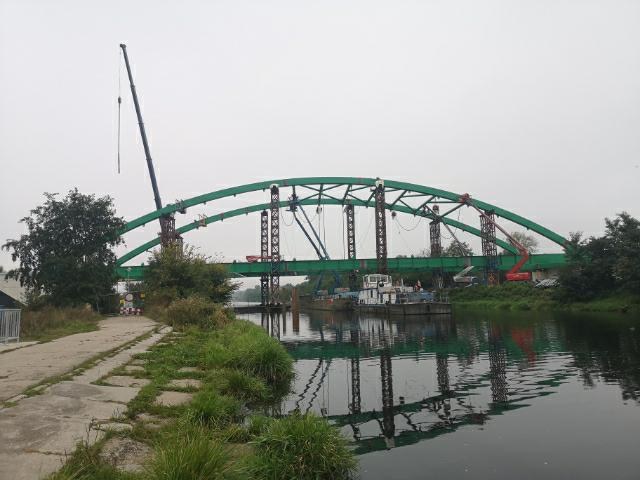 Most na kanale Gliwickim w ciągu budowanej obwodnicy Kędzierzyna-Koźla. /GDDKiA