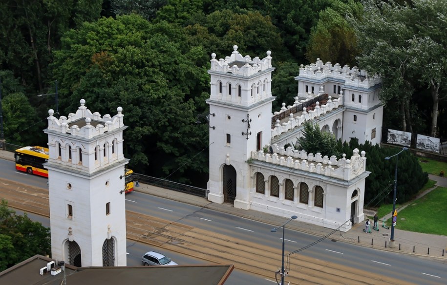 Most Poniatowskiego w Warszawie (zdj. poglądowe) /shutterstock /Shutterstock
