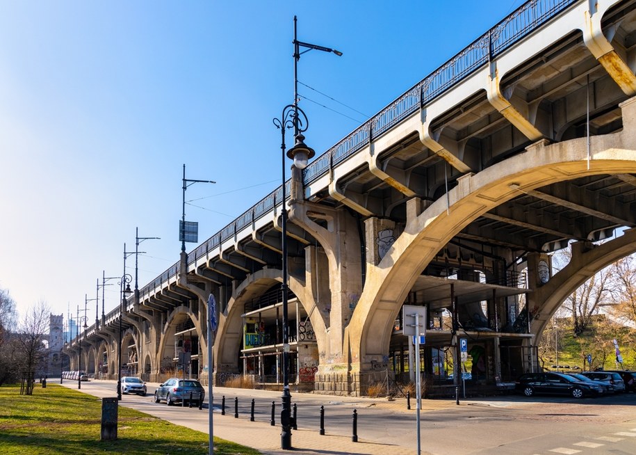 Most Poniatowskiego w Warszawie /Shutterstock