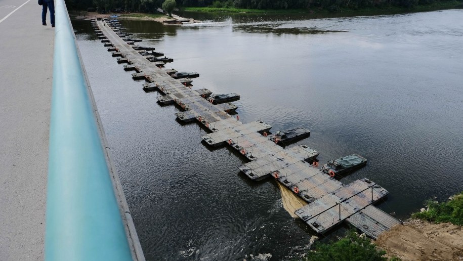 Most pontonowy na Wiśle /Mateusz Marek /PAP