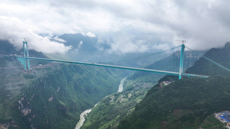 Most Wielkiego Kanionu Huajiang to cud chińskiej inżynierii /	IMAGO/CFOTO /PAP