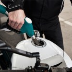 Motocykl 125 to tania alternatywa dla auta? Przejechanie 100 km to grosze