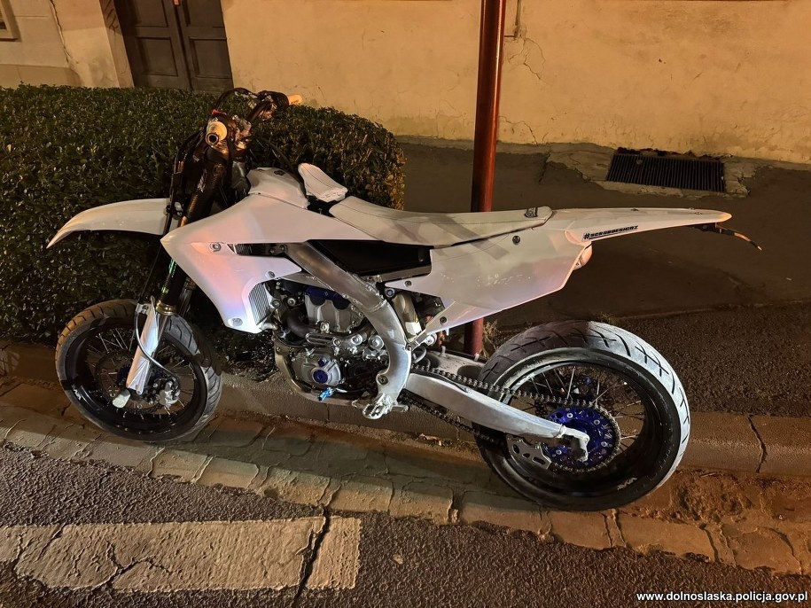 Motocykl "akrobaty" /Policja Dolnośląska /