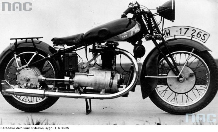 Motocykl sportowy sm 500 /Z archiwum Narodowego Archiwum Cyfrowego