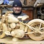 Motocykl z... drewna