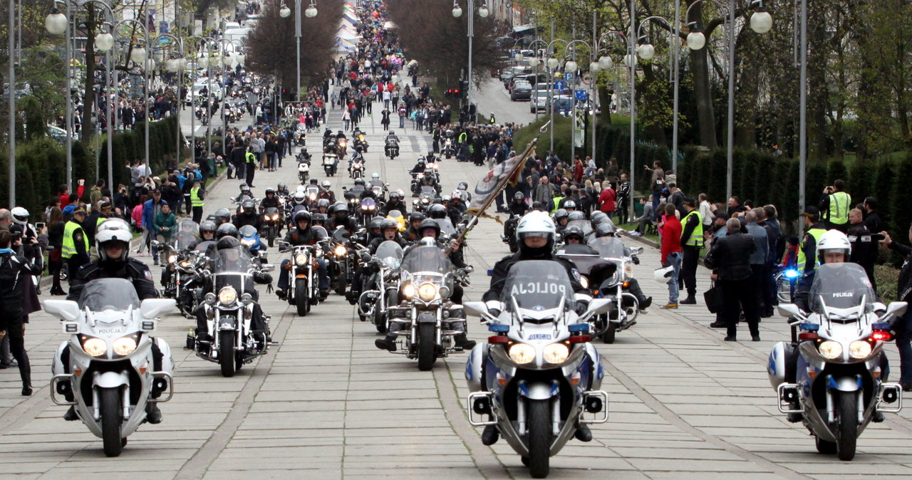 Motocykliści już uroczyście zainaugurowali sezon /Waldermar Deska  /PAP