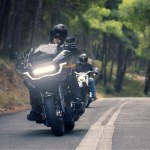 Motocykliści mają własny język. Pukanie się w głowę to nie to co myślisz