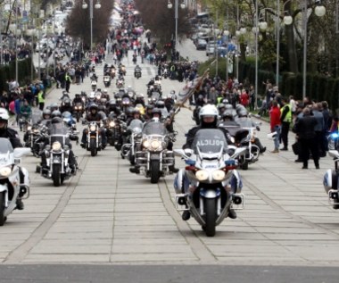 ​Motocykliści na start 