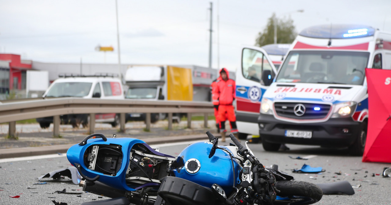 Motocykliści to niechronieni uczestnicy ruchu drogowego. Brak kasku to proszenie się o kłopoty (fot. ilustracyjne) /fot. Paweł Relikowski/Polska Press /East News