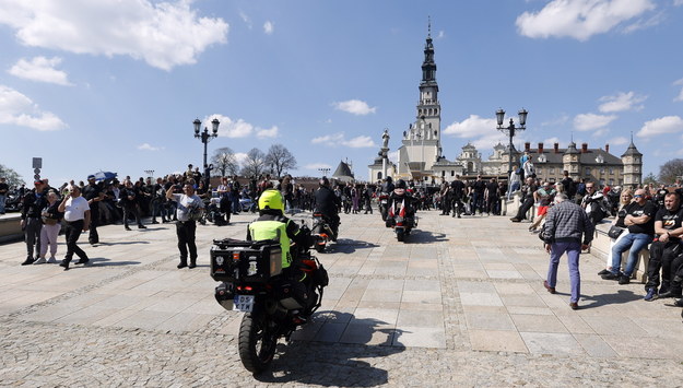 Motocykliści z całej Polski przybyli na Motocyklowy Zlot Gwiaździsty /Waldemar Deska /PAP