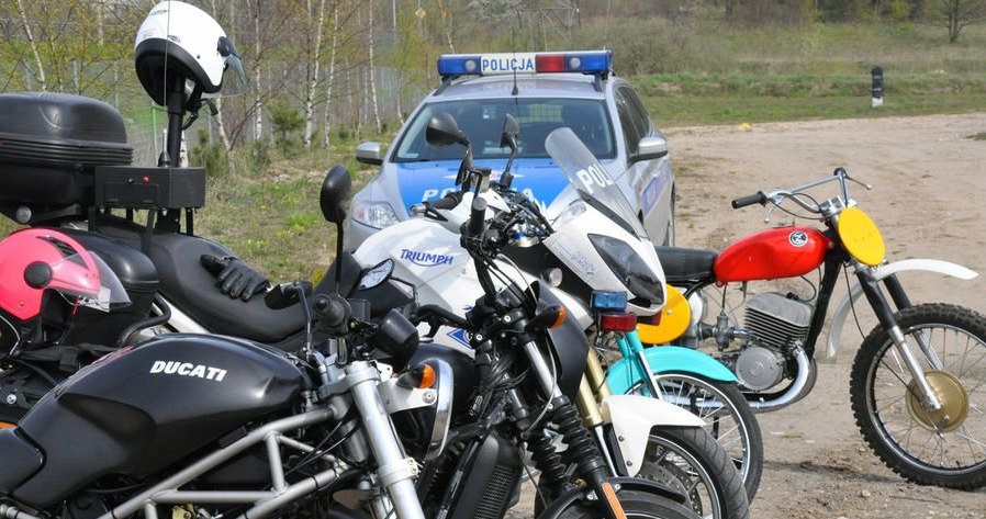 Motocykliści zdecydowanie zbyt często giną na drogach /Policja