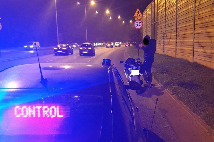 Motocyklista stracił prawo jazdy /Policja