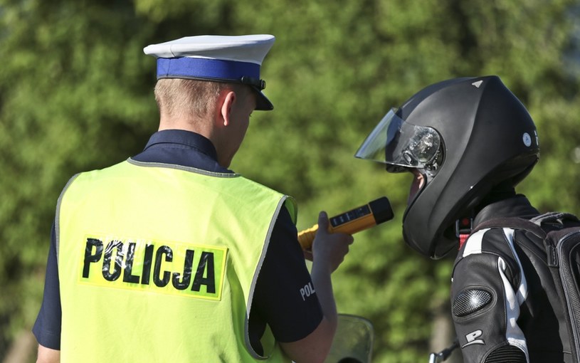 Motocyklista zatrzymał pijanego kierowcę (fot: ilustracyjne) /Piotr Jędzura /Reporter