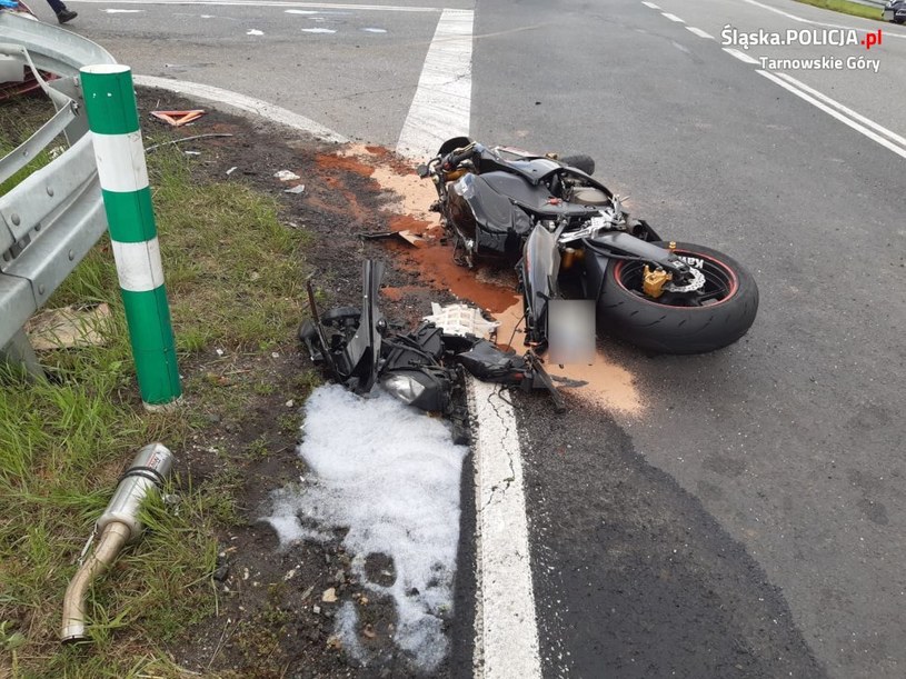 Motocyklista zginął na miejscu /Informacja prasowa