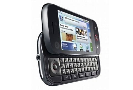 Motorola DEXT - wygląda standardowo, podobnie się ją obsługuje. Dobrze, że Motorola wraca do formy /materiały prasowe