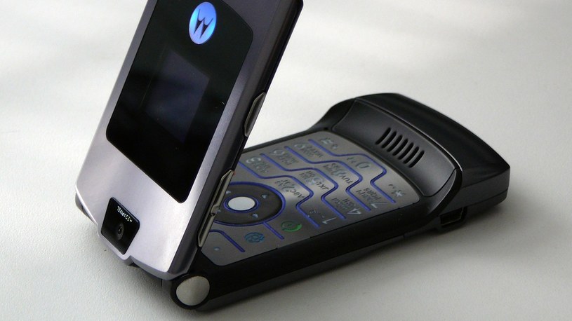 Motorola RAZR wraca na rynek jako składany smartfon z elastycznym ekranem /Geekweek