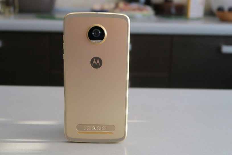 Motorola zaktualizuje 10 modeli, w tym Moto Z2 Play /INTERIA.PL