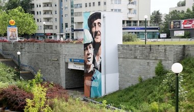 Mozaiki w warszawskim metrze zostały zabytkami. Przynależą do PRLu