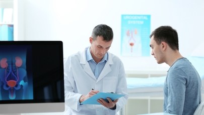 Może się przytrafić każdemu mężczyźnie. Urolog radzi, jakie objawy są najgroźniejsze