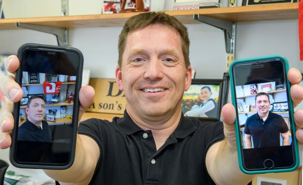 Może wstrzymaj się z tym selfie...