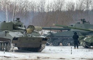 "Możemy zrezygnować z NATO, by uniknąć wojny". Rzecznik Zełenskiego zaprzecza 