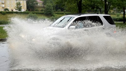 "Możliwe podtopienia". RCB rozesłało nowy alert