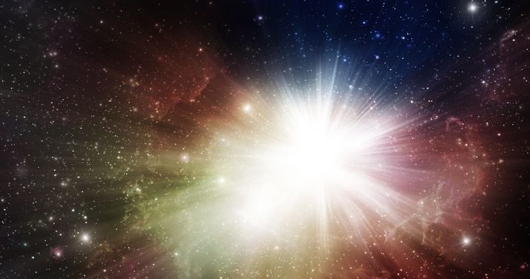 Możliwe, że Betelgeza już eksplodowała stając się supernową. Efekty wybuchu zobaczymy na Ziemi jednak dopiero po 600 latach /123RF/PICSEL
