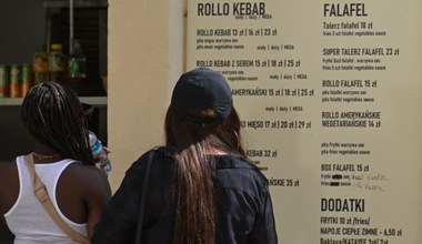 Możliwości zakupowe Polaków spadły. Widać to na przykładzie kebabów