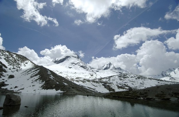 Można kupić alpejską osadę w Piemoncie /Frank Kleefeldt /PAP/EPA