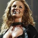 Można licytować gumę, którą żuła Britney /AFP