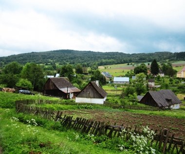 MRiRW zapowiedziało kolejne pieniądze na wymianę dachów z azbestem. Skorzystają rolnicy