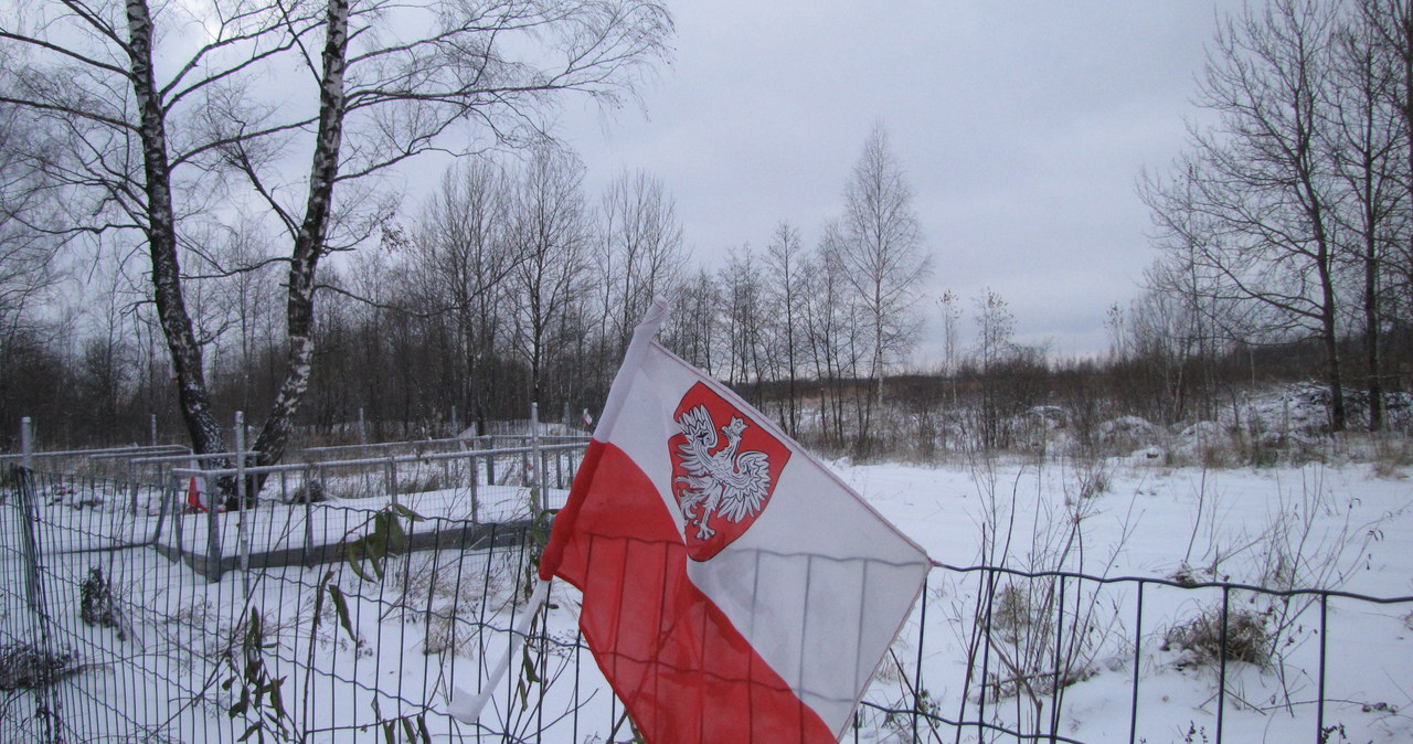 Mroźna cisza w miejscu katastrofy TU-154 w Smoleńsku
