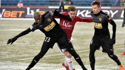 ​Mroźna Ekstraklasa musiała zagrać