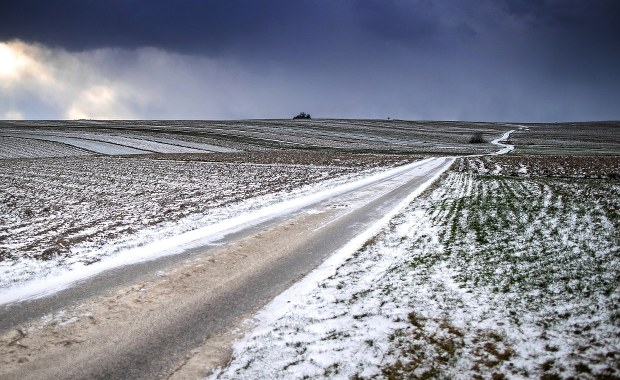 Mroźnie w całym kraju. Gdzie spadnie śnieg?