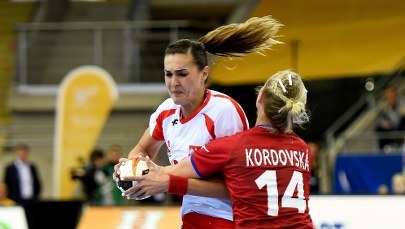 MŚ piłkarek ręcznych: Czeszki pokonały Polki