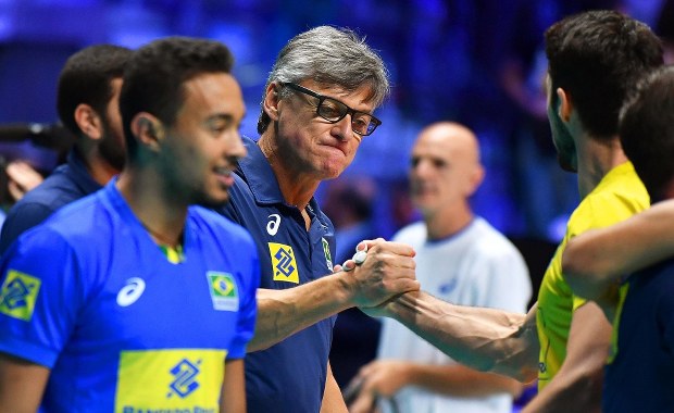 MŚ siatkarzy: Trener Brazylii zachwycony Kurkiem i Kubiakiem