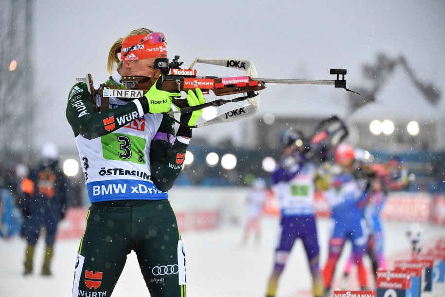MŚ w Oestersund: Niemka Denise Herrmann w zmaganiach sztafet mieszanych /Jessica Gow  /PAP/EPA