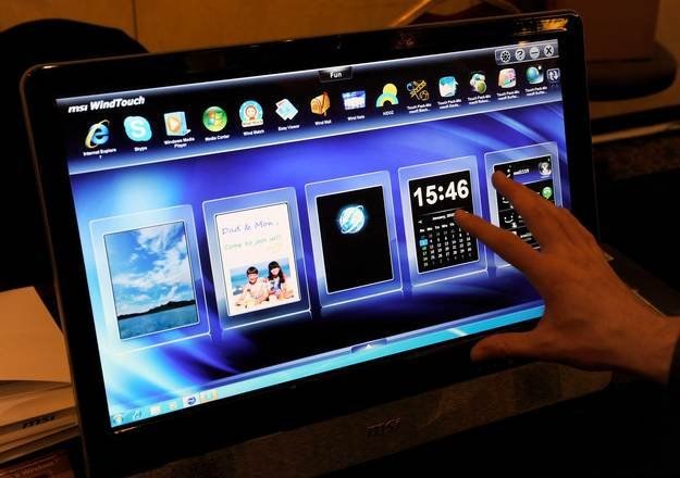 MSI ma już komputery z ekranem dotykowym - przyszła pora na tablet /AFP