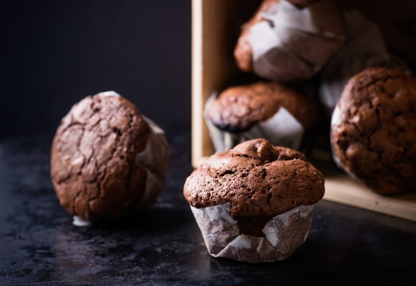 Muffinki czekoadowe /123RF/PICSEL